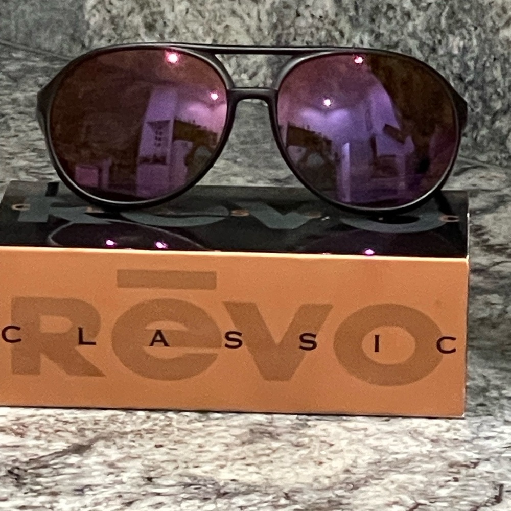 Revo Grand Venture Violet Lenses Aviator Vintage Sunglasses